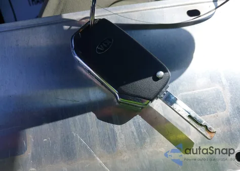 2019 Kia Forte Lxs из США, поврежденный, VIN 3KPF24AD3KE123492